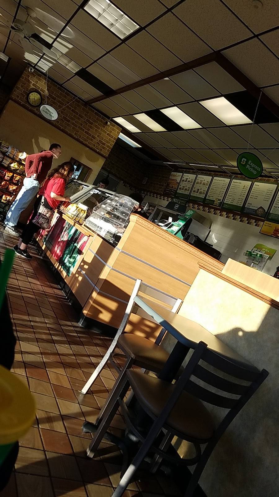 Subway Restaurants | restaurant | 10978 Grant Rd A, Houston, TX 77070, USA | 2818948866 OR +1 281-894-8866