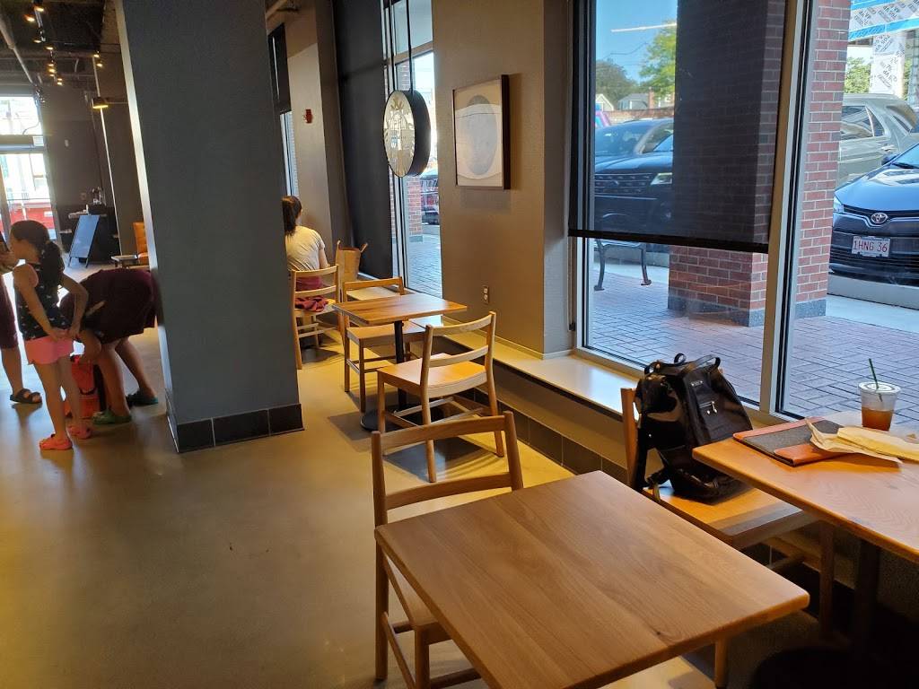 Starbucks | cafe | 110 Trapelo Rd, Belmont, MA 02478, USA | 6179454482 OR +1 617-945-4482