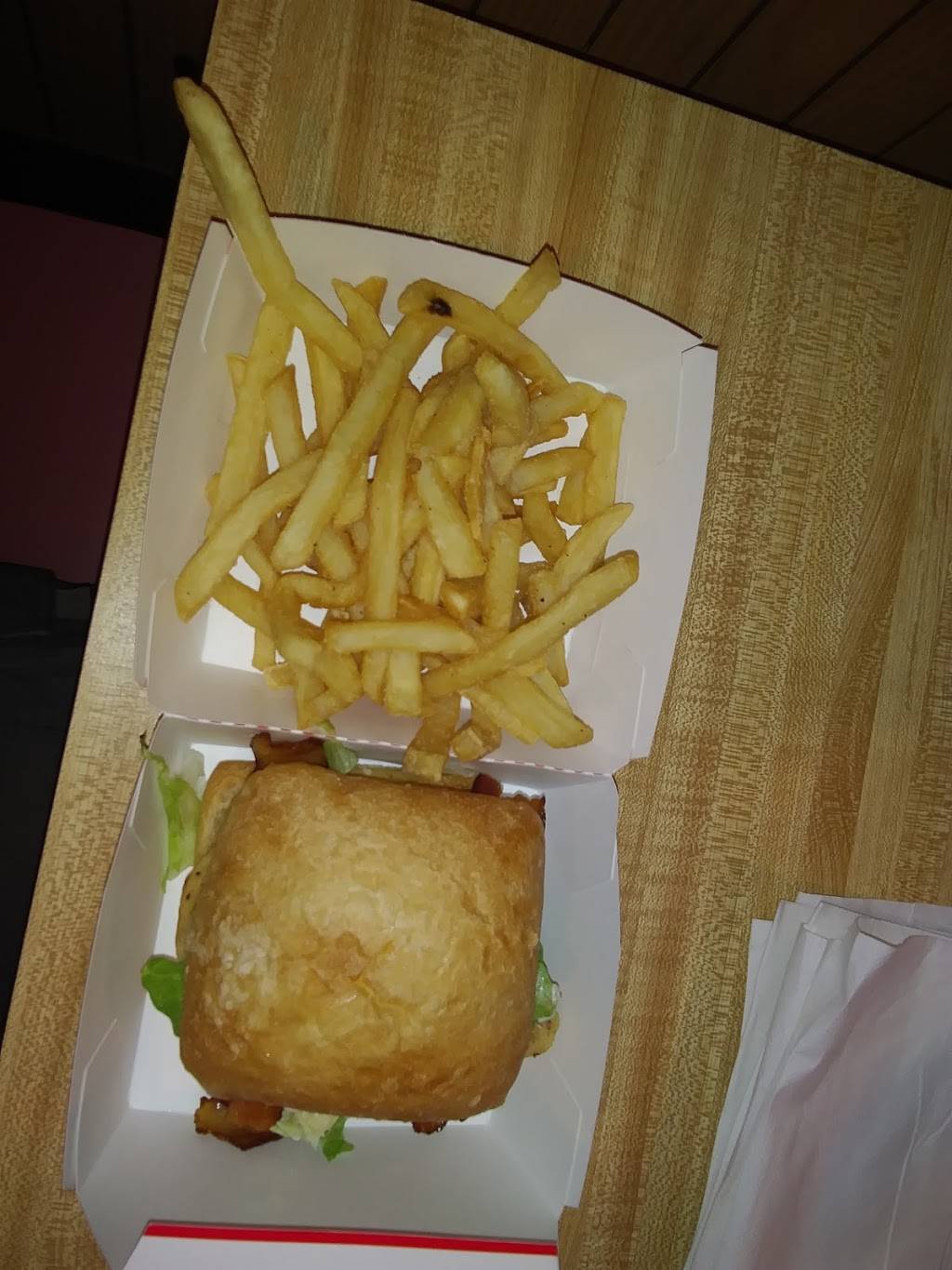 Dairy Queen | restaurant | 235 N Broadway St, New Philadelphia, OH 44663, USA | 3303642220 OR +1 330-364-2220