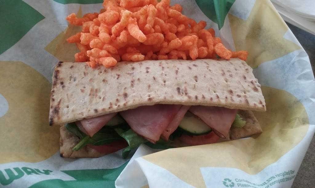 Subway | meal takeaway | 645 N Murray Blvd, Colorado Springs, CO 80915, USA | 7195748807 OR +1 719-574-8807