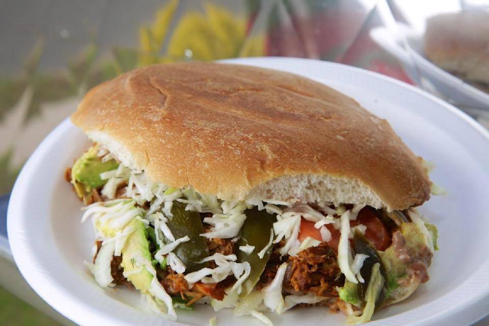 Tacos Al Carbon Food Truck | restaurant | 107 Peach St, Hammonton, NJ 08037, United States | 6094577859 OR +1 609-457-7859