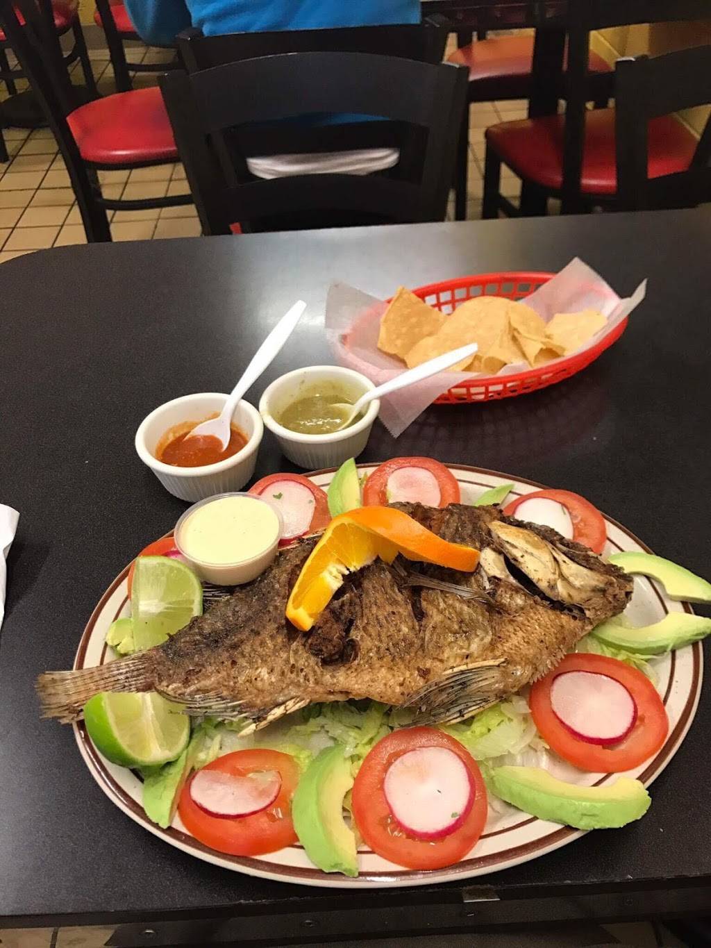 Taqueria El Gran Taco | restaurant | 40 Calle Del Monte, Sonoma, CA 95476, USA | 7079399932 OR +1 707-939-9932