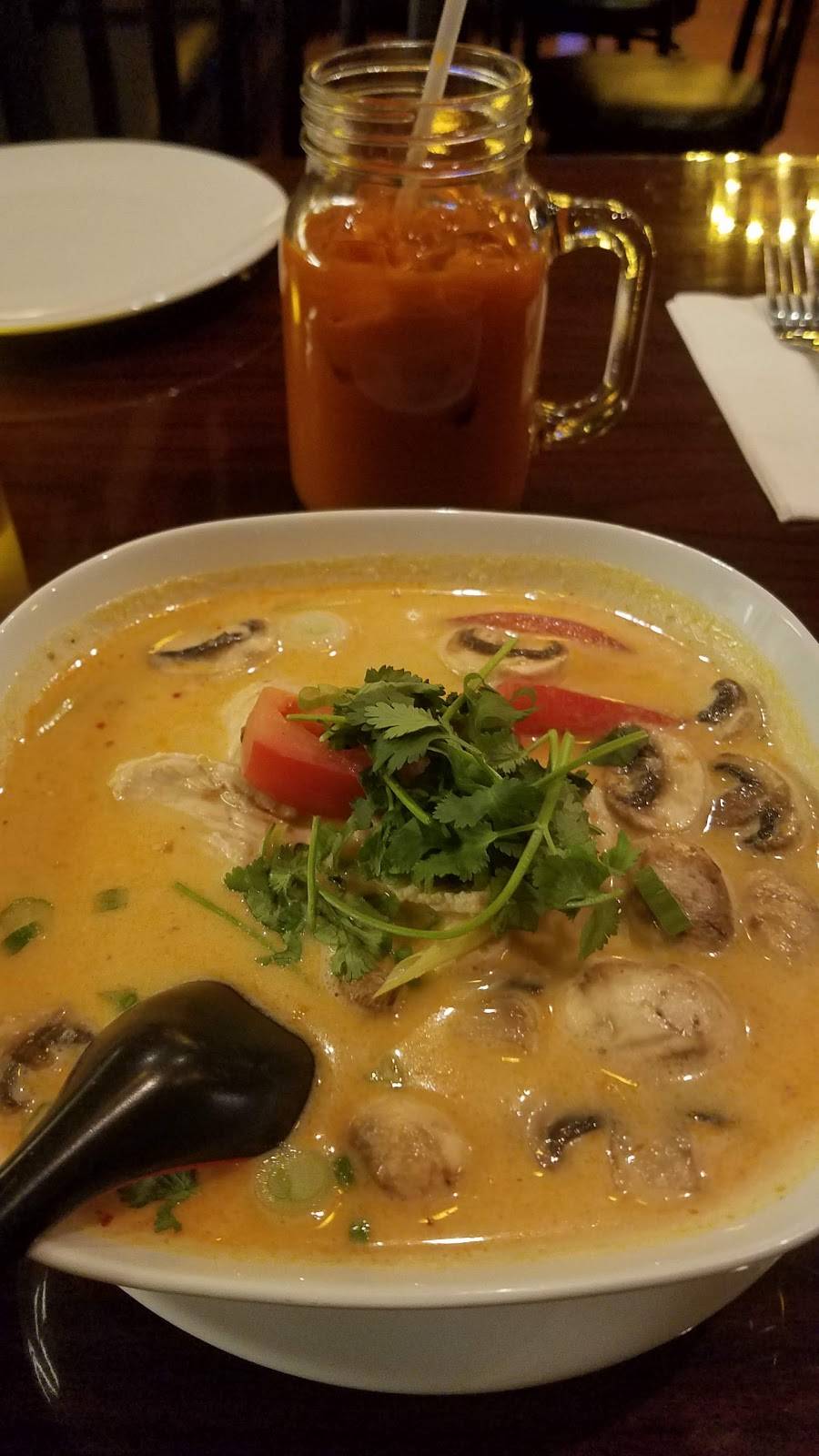 Basiln Lime Authentic Thai Cuisine | restaurant | 3665 S Fort Apache Rd #100, Las Vegas, NV 89147, USA | 7022552581 OR +1 702-255-2581