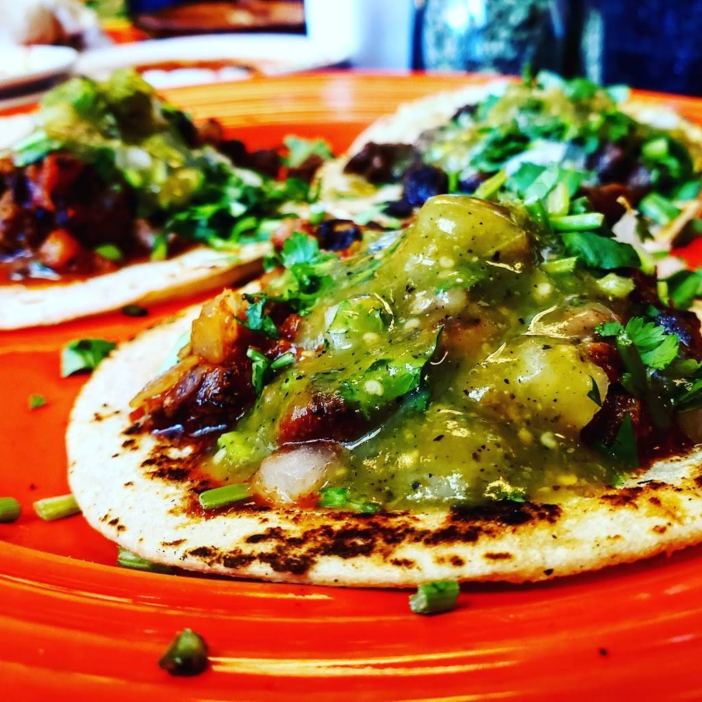 Tacos Las Salsas | restaurant | 10818 Rosedale Hwy, Bakersfield, CA 93312, USA | 6618292014 OR +1 661-829-2014