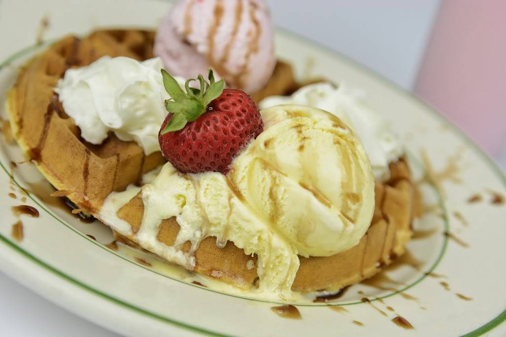 Mirage | restaurant | 717 Kings Hwy, Brooklyn, NY 11223, USA | 7189983750 OR +1 718-998-3750