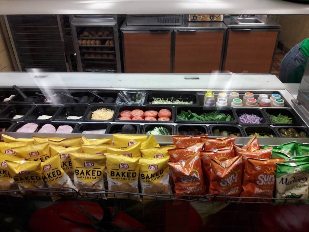 Subway | restaurant | 1080 E Washington St A, Colton, CA 92324, USA | 9093704220 OR +1 909-370-4220