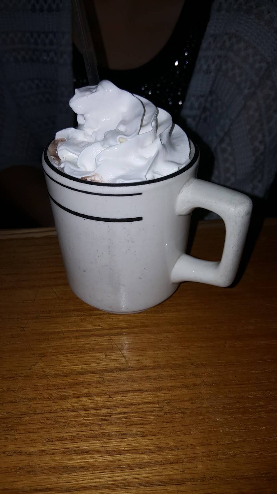 Mollies Kountry Kitchen | restaurant | 16727 Bear Valley Rd # 120, Hesperia, CA 92345, USA | 7609493031 OR +1 760-949-3031