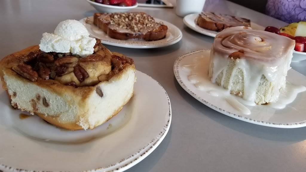 The Omelette Shoppe | bakery | 1209 E Front St #2928, Traverse City, MI 49686, USA | 2319460590 OR +1 231-946-0590