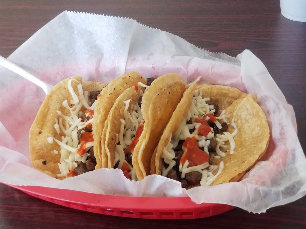 El fuego gyros | restaurant | 2828 75th St, Kenosha, WI 53143, USA | 2626560887 OR +1 262-656-0887