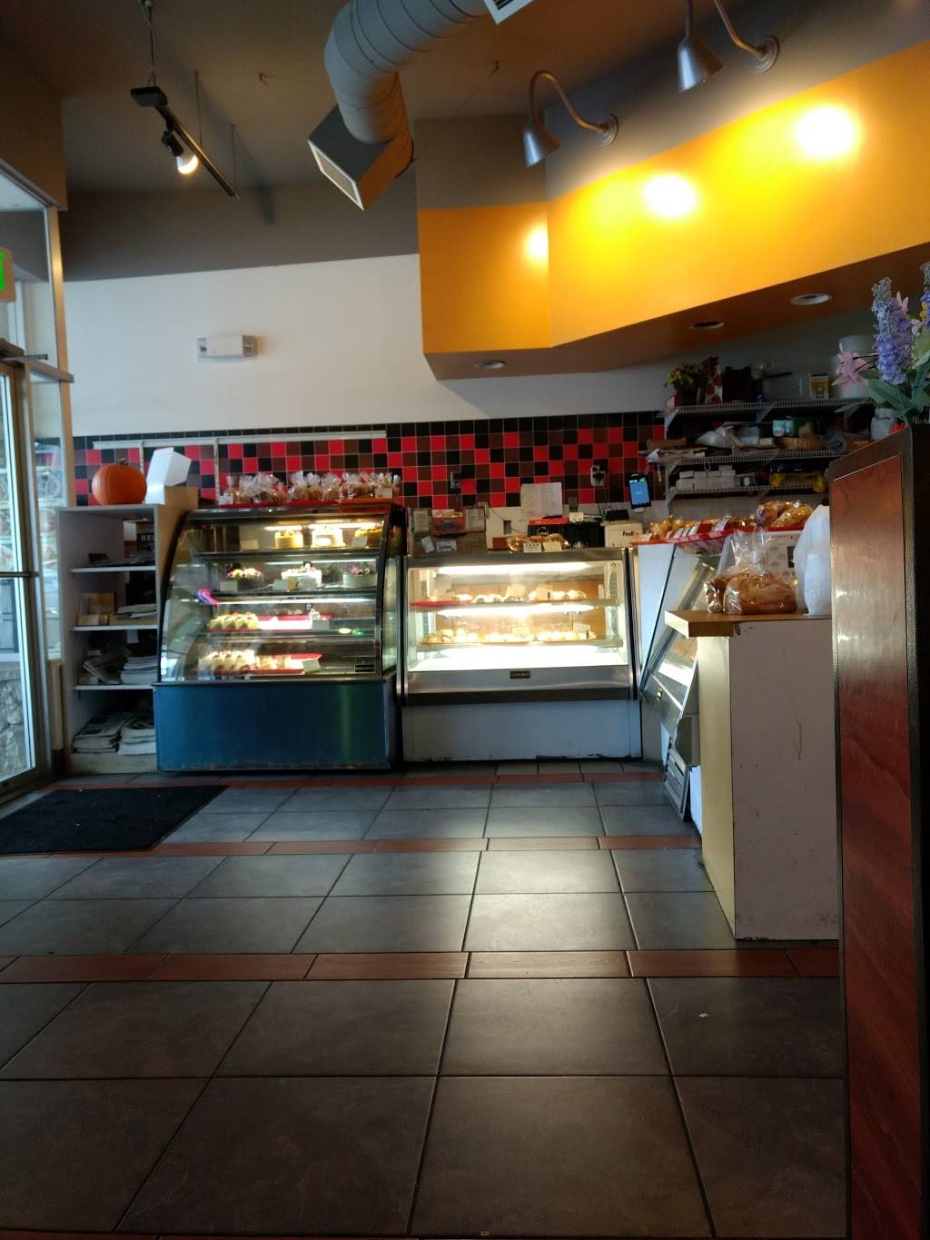 Toys Cafe | restaurant | 129 106th Ave NE, Bellevue, WA 98004, USA | 4254548815 OR +1 425-454-8815