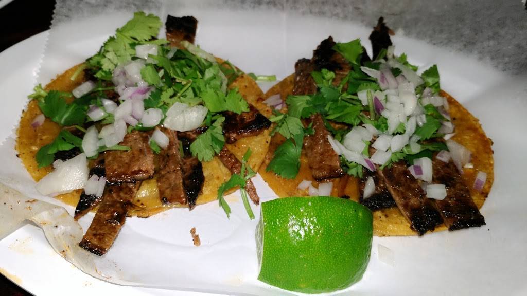 Taqueria Vargas | restaurant | 7152 N California Ave, Chicago, IL 60645, USA | 8722086878 OR +1 872-208-6878