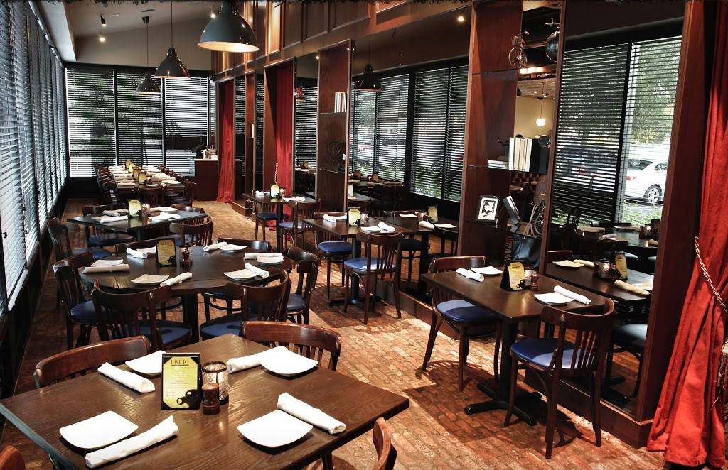 Divieto Ristorante | restaurant | 10650 NW 41st St, Doral, FL 33178, USA | 3054708038 OR +1 305-470-8038