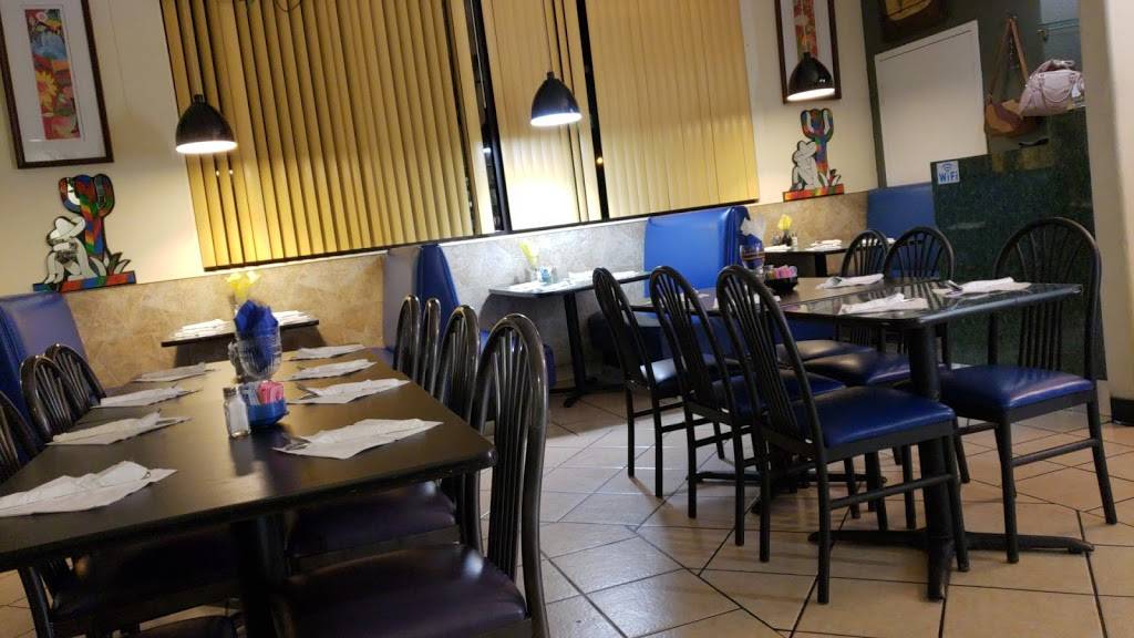 Fiesta Mexicana | restaurant | 530 W 16th St E, Merced, CA 95340, USA | 2097222772 OR +1 209-722-2772