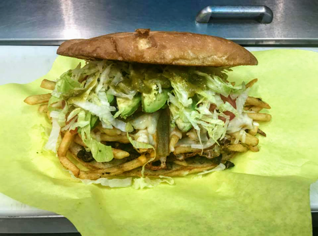 Lonchera La Guadalupana | restaurant | 4110 Portland Rd NE, Salem, OR 97301, USA | 9712095181 OR +1 971-209-5181