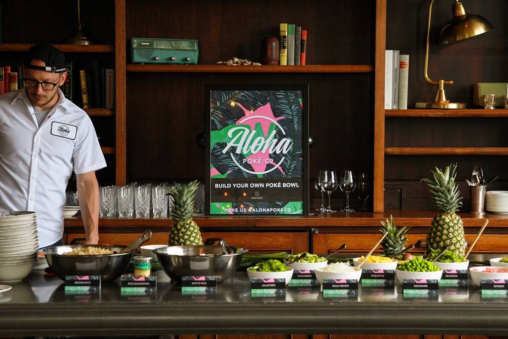 Aloha Poke co. | restaurant | 131 N Clinton St, Chicago, IL 60661, USA | 3122852887 OR +1 312-285-2887