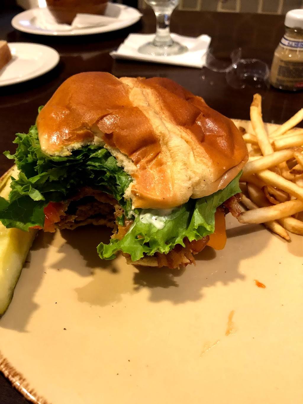 Sage Restaurant | restaurant | 2400 W Loop S, Houston, TX 77027, USA | 7135865143 OR +1 713-586-5143