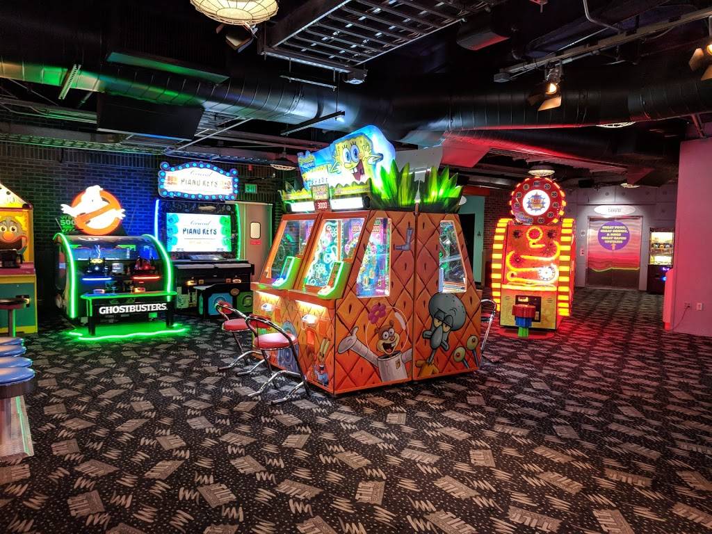 Tilt Studio Arizona Mills | restaurant | 5000 S Arizona Mills Cir Suite #669, Tempe, AZ 85282, USA | 4806481222 OR +1 480-648-1222
