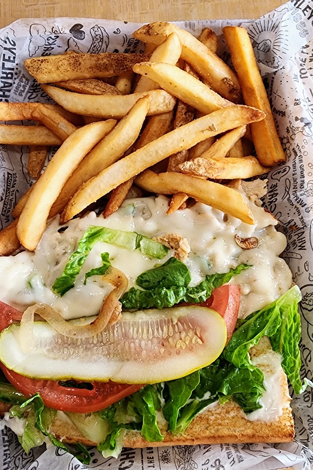 Charleys Cheesesteaks and Wings | restaurant | 7475 Broadview Rd, Seven Hills, OH 44131, USA | 2162321063 OR +1 216-232-1063