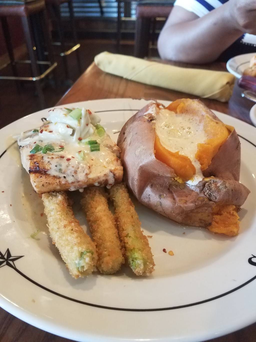 Saltgrass Steak House | restaurant | 4321 Ambassador Caffery Pkwy, Lafayette, LA 70508, USA | 3379889747 OR +1 337-988-9747