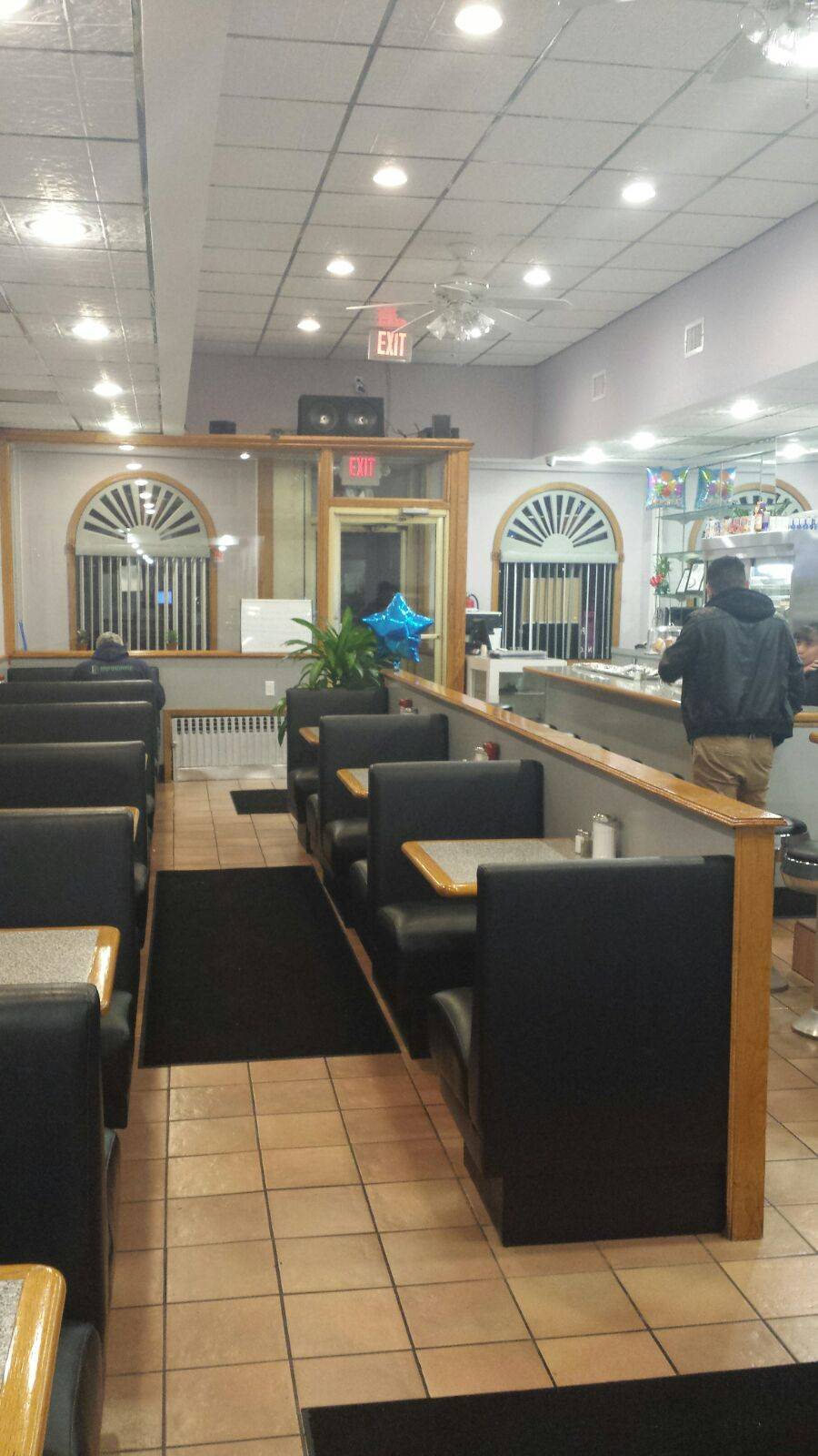 Yonkers Diner | restaurant | 337 Saw Mill River Rd, Yonkers, NY 10701, USA | 9143750600 OR +1 914-375-0600