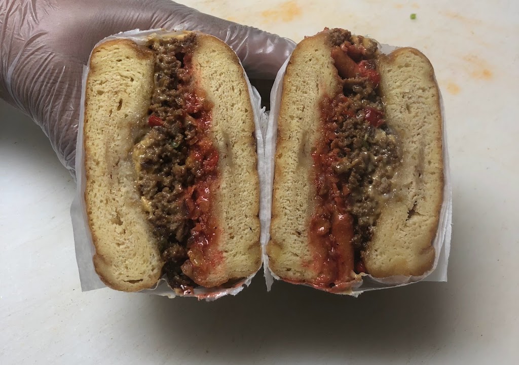 Pirates Deli | restaurant | 810 E 10th St, Greenville, NC 27858, USA | 2523648974 OR +1 252-364-8974