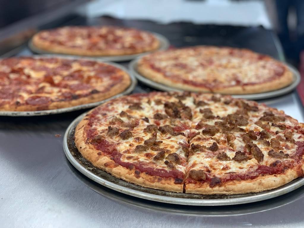 Fire Engine Pizza Company | restaurant | 438 Catawba Ave, Put-In-Bay, OH 43456, USA | 4195152645 OR +1 419-515-2645