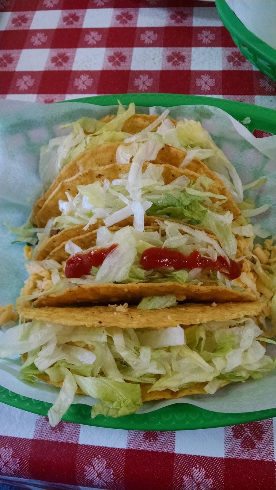 Tippys Taco House | restaurant | 14119 St Germain Dr, Centreville, VA 20121, USA | 7038301333 OR +1 703-830-1333