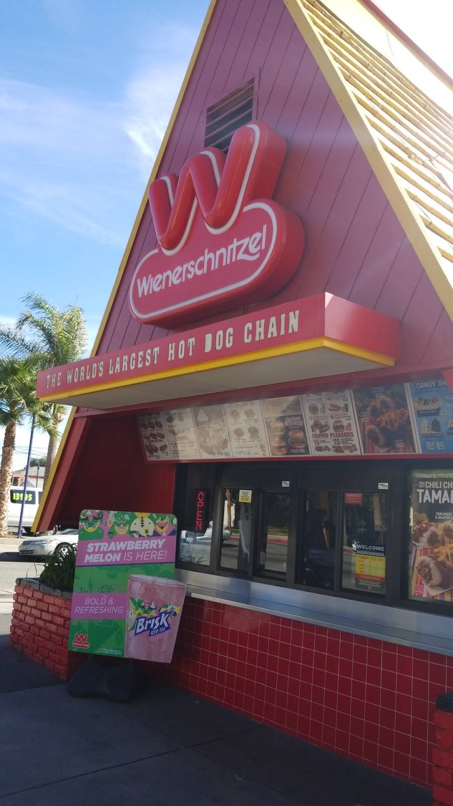 Wienerschnitzel | restaurant | 3328 Firestone Blvd, South Gate, CA 90280, USA | 3235630773 OR +1 323-563-0773