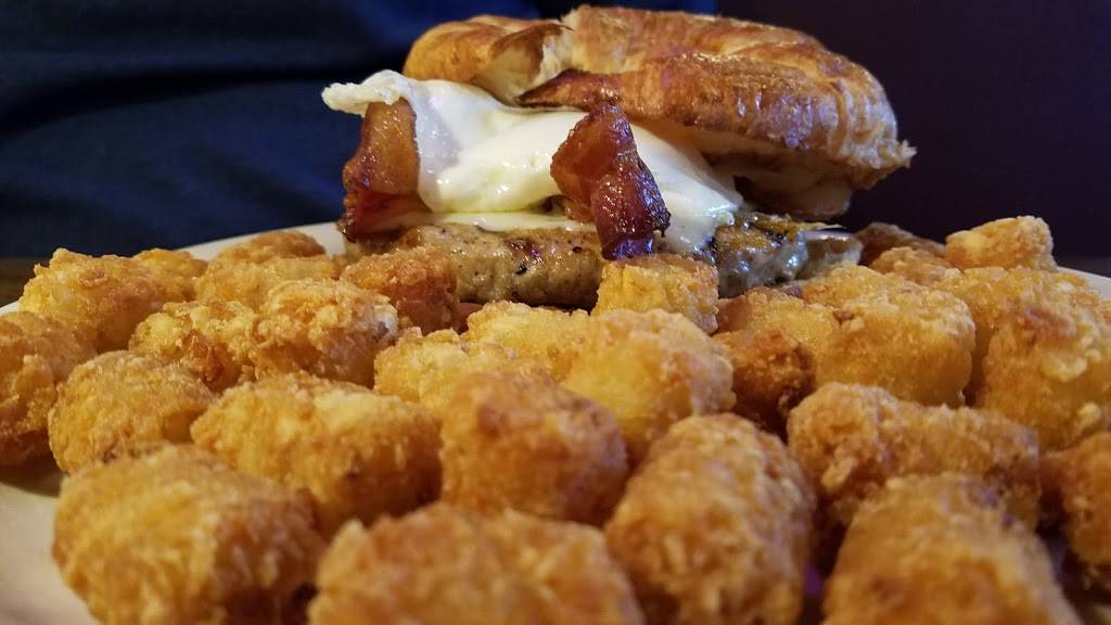 Mainstreet Bar & Grill | restaurant | 814 Mainstreet, Hopkins, MN 55343, USA | 9529382400 OR +1 952-938-2400