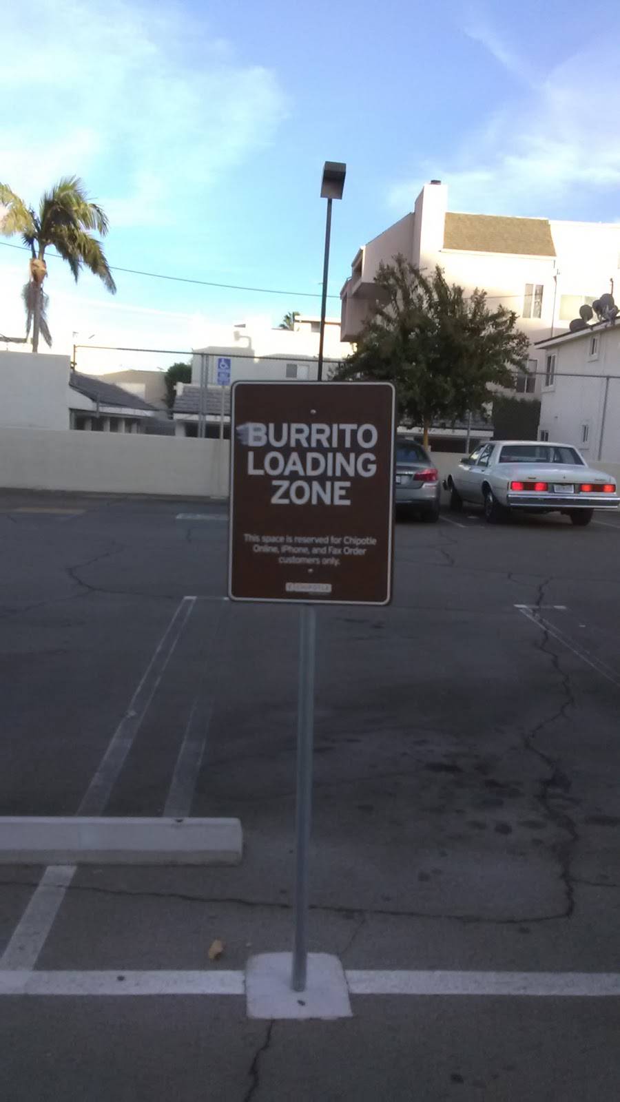 Chipotle Mexican Grill | restaurant | 14708 Ventura Blvd Ste B, Sherman Oaks, CA 91403, USA | 8184554798 OR +1 818-455-4798