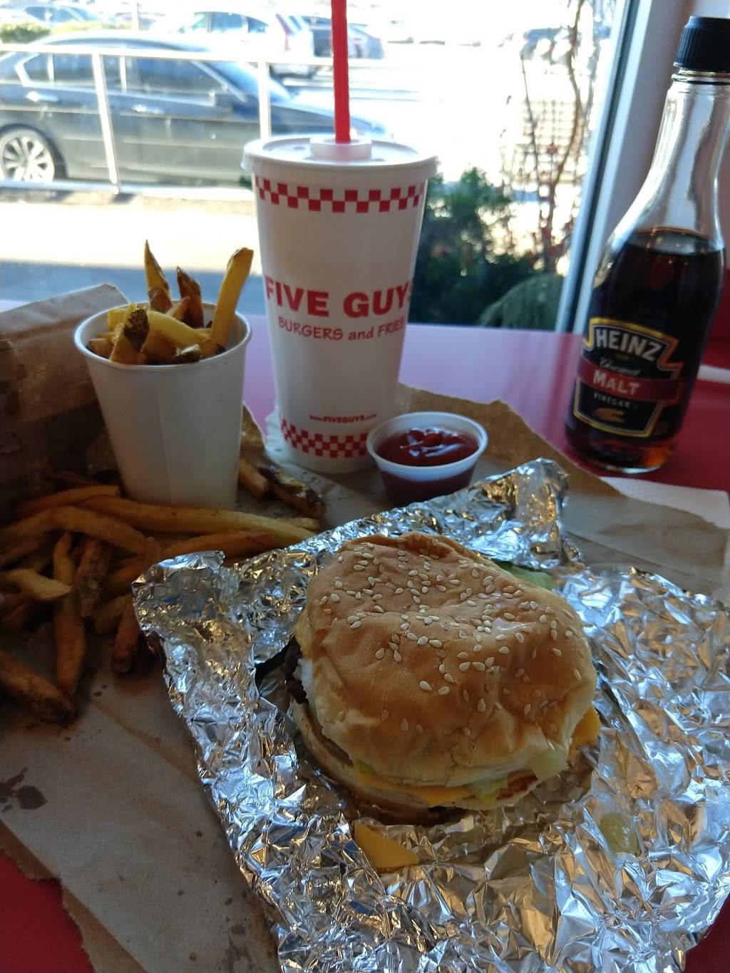 Five Guys | meal takeaway | 43 Middlesex Turnpike, Burlington, MA 01803, USA | 7817503152 OR +1 781-750-3152