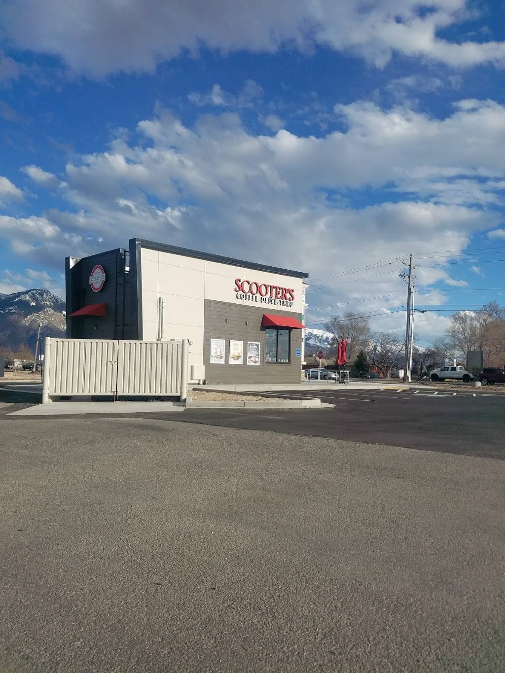 Scooters Coffee | bakery | 1136 W 2700 N, Pleasant View, UT 84404, USA | 3852068595 OR +1 385-206-8595