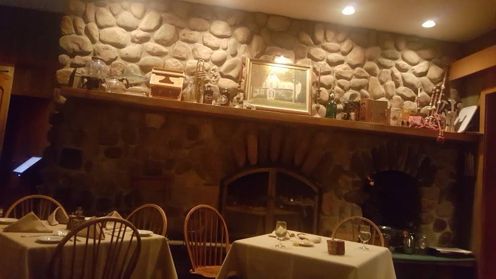 Louies On the Avenue | restaurant | 160 E Central Ave, Pearl River, NY 10965, USA | 8457354344 OR +1 845-735-4344