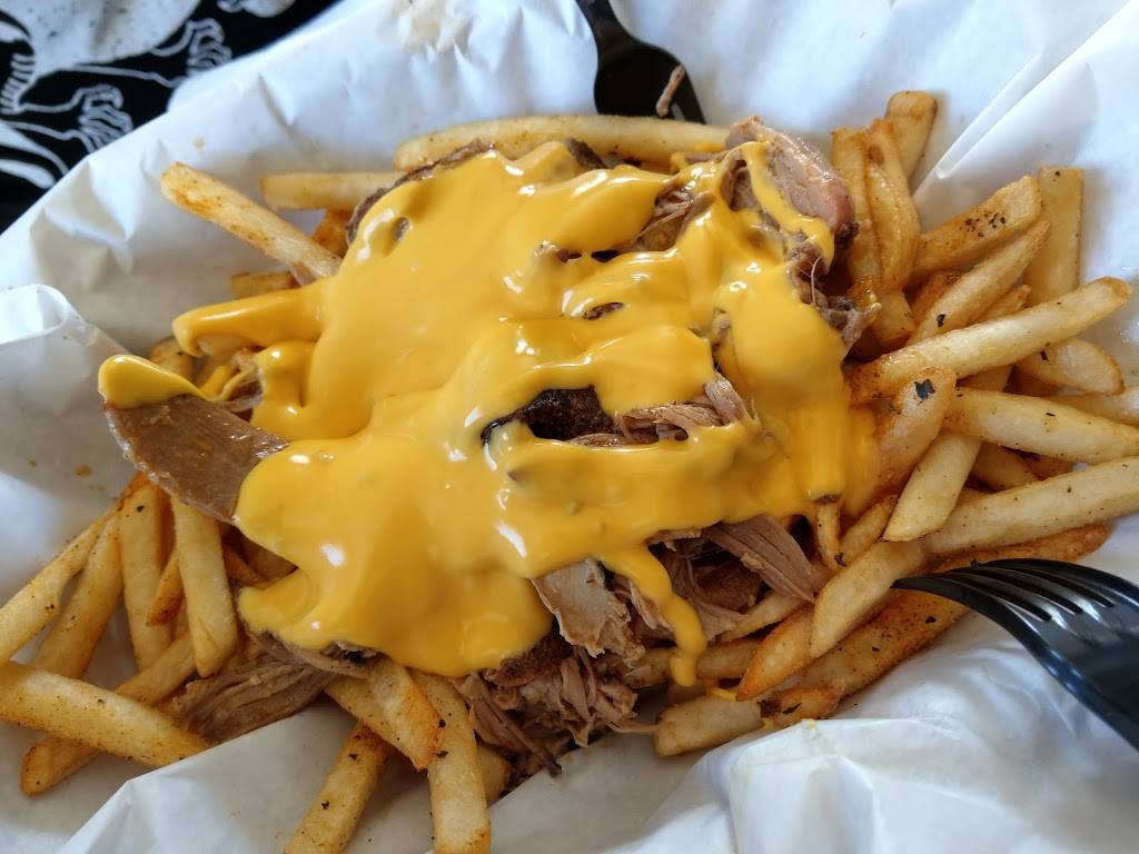 Bulls Smokin BBQ | restaurant | 1127 Morena Blvd, San Diego, CA 92110, USA | 6192762855 OR +1 619-276-2855