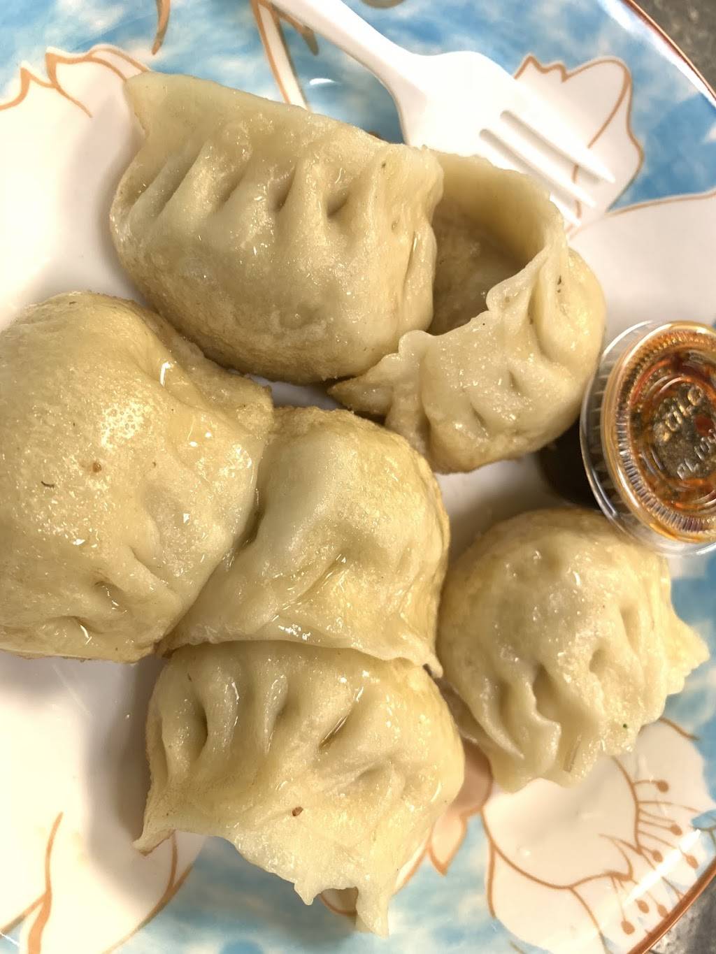 Kams Chop Suey | restaurant | 7 E 83rd St, Chicago, IL 60619, USA | 7739948807 OR +1 773-994-8807