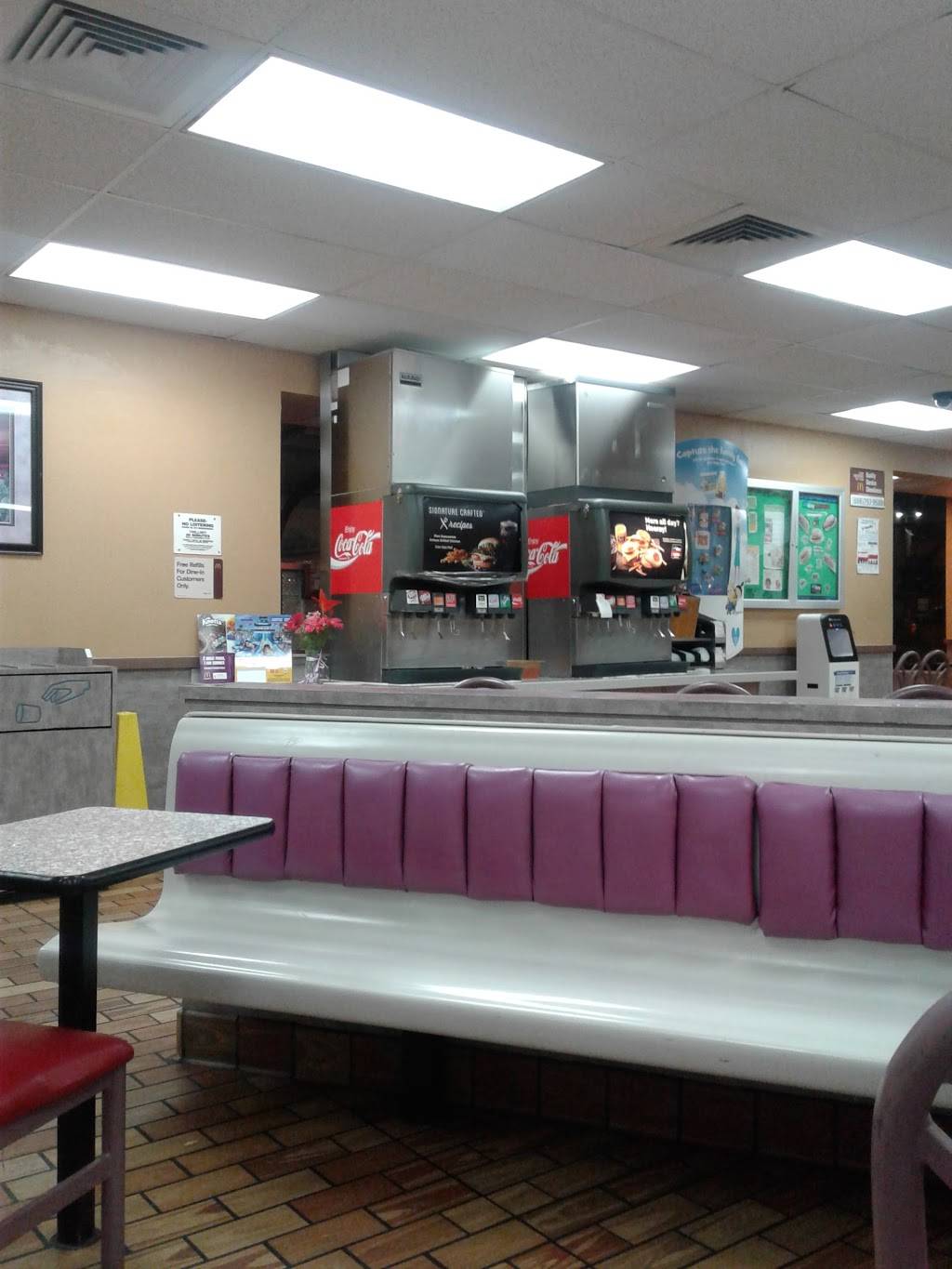 McDonalds | cafe | 2900 W Imperial Hwy, Inglewood, CA 90303, USA | 3237578302 OR +1 323-757-8302