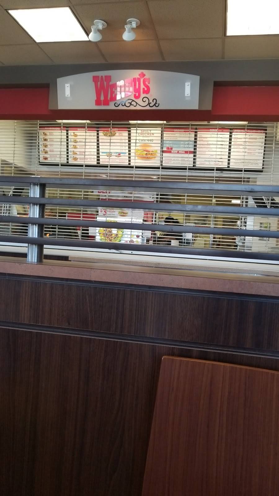 Wendys | restaurant | 3650 Derry Rd E, Mississauga, ON L4T 3V7, Canada | 9056714901 OR +1 905-671-4901