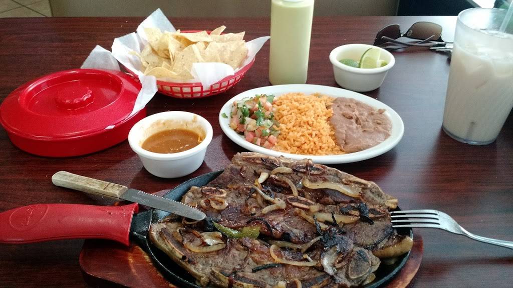 Viva Jalisco | restaurant | 13141 Veterans Memorial Dr, Houston, TX 77014, USA | 2818365252 OR +1 281-836-5252