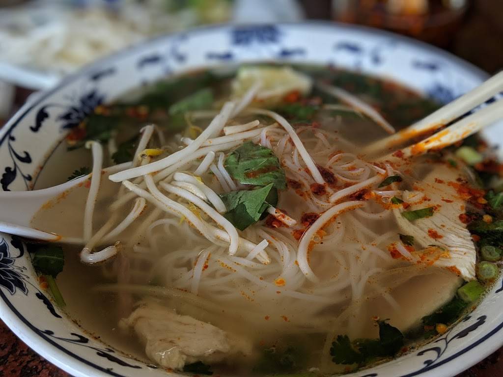 Pho Long Thinh | restaurant | 1080 Saratoga Ave, San Jose, CA 95129, USA | 4082437113 OR +1 408-243-7113
