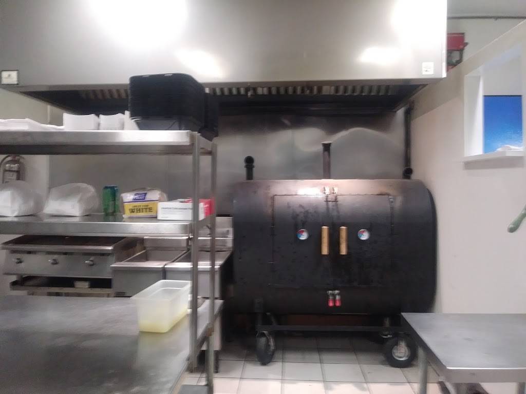 JAYS BACKYARD BBQ | restaurant | 5604 W Division St, Chicago, IL 60651, USA | 7734173830 OR +1 773-417-3830