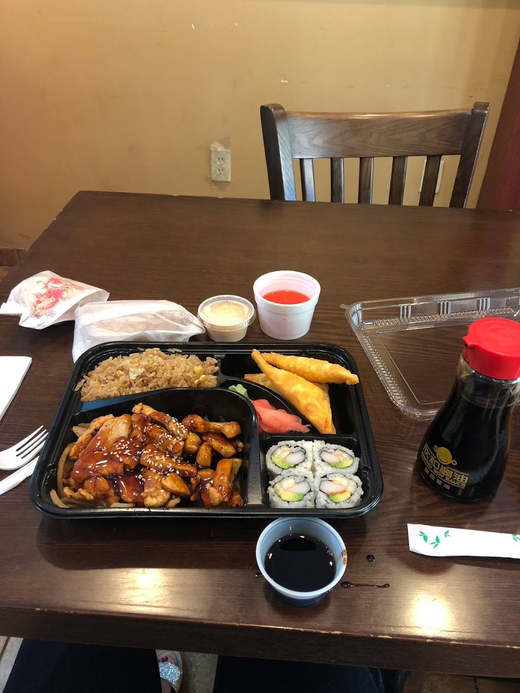 Kome | restaurant | 2407 S Hiawassee Rd, Orlando, FL 32835, USA | 4072998687 OR +1 407-299-8687