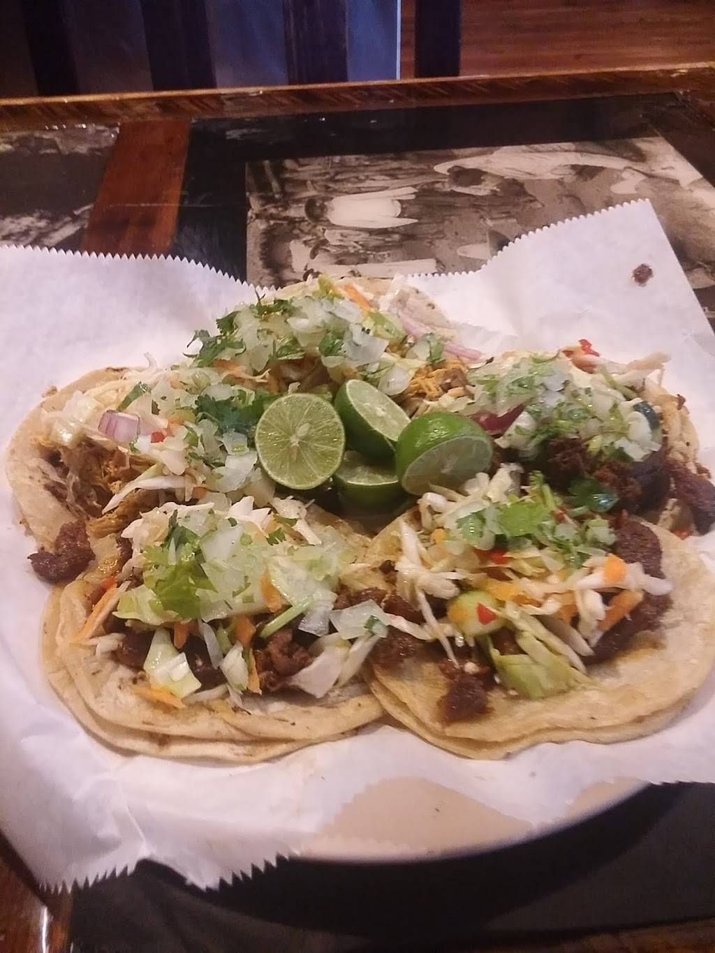 La Mexicana | restaurant | 21 Simmonsville Rd, Bluffton, SC 29910, USA | 8438361838 OR +1 843-836-1838