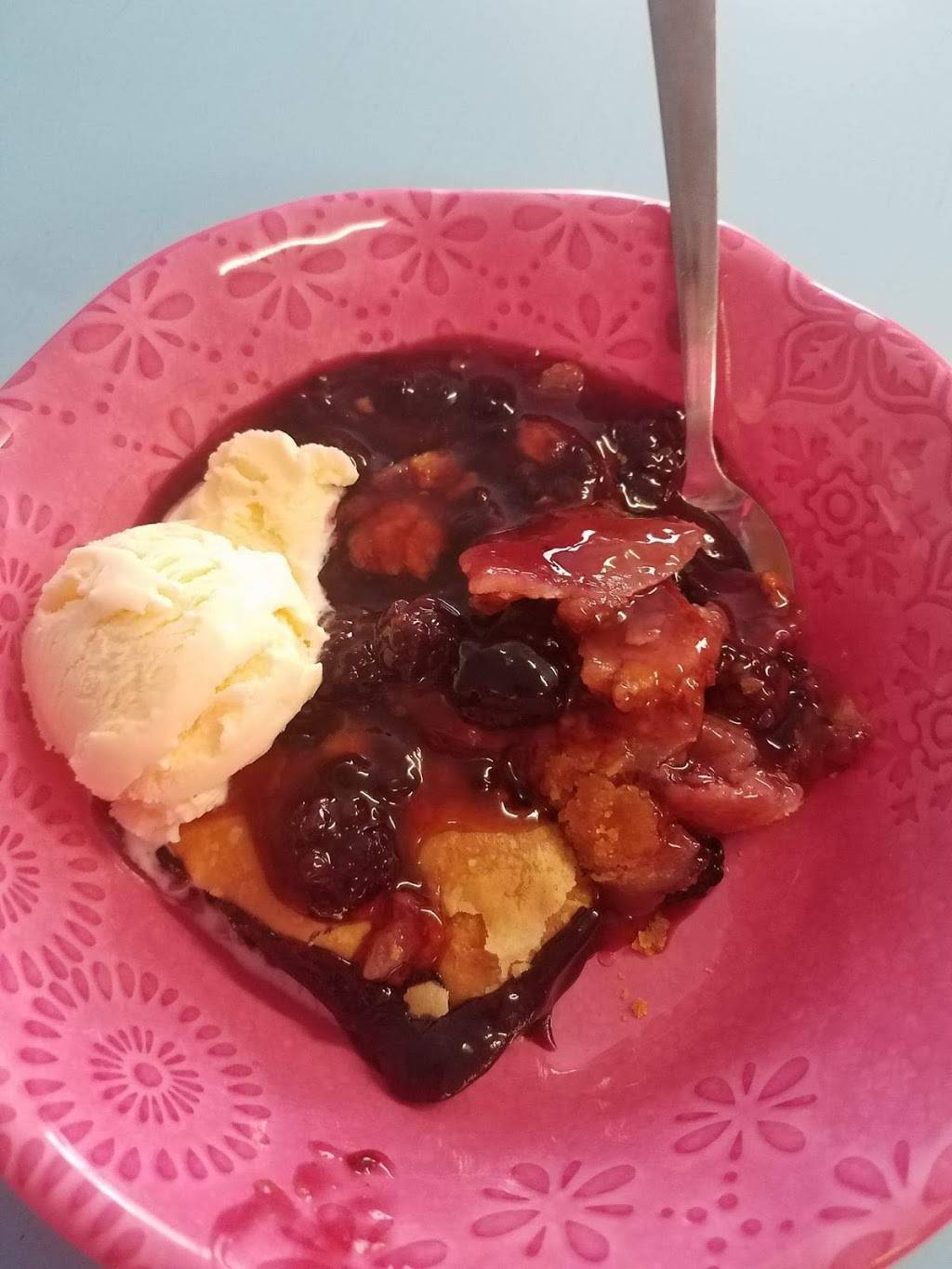 Tickled Pink Shaved Ice | restaurant | 41608 AL-75, Geraldine, AL 35974, USA | 2562020700 OR +1 256-202-0700