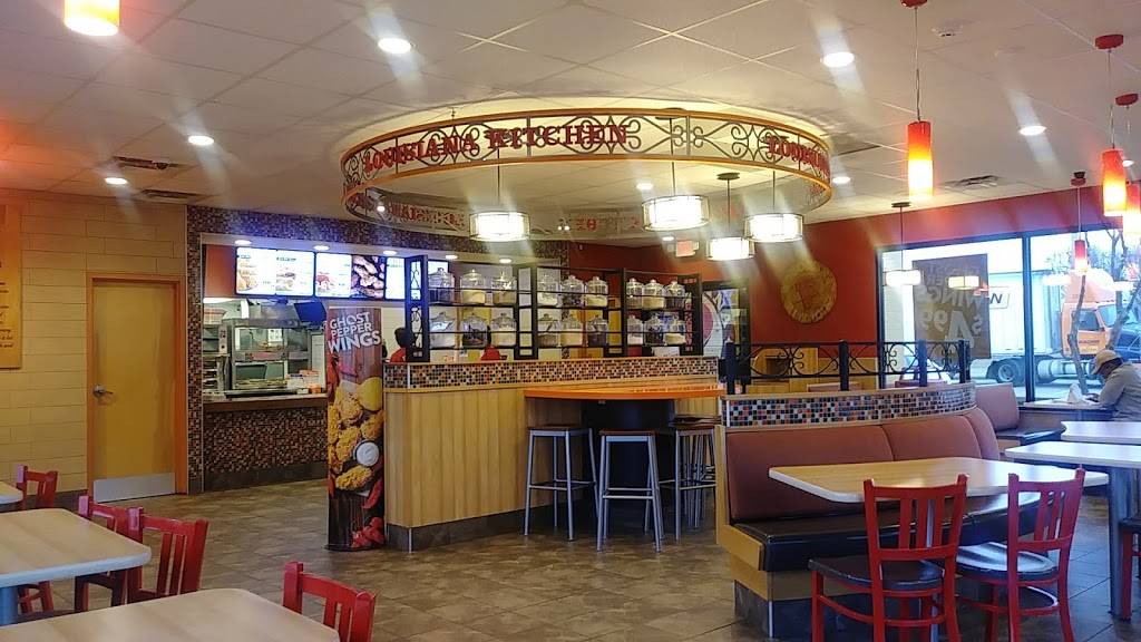 Popeyes Louisiana Kitchen | restaurant | 3795 E Shelby Dr, Memphis, TN 38118, USA | 9013759751 OR +1 901-375-9751