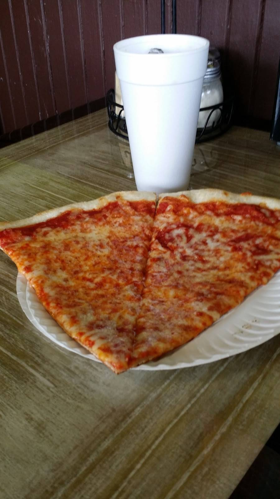 Salvatore Ruffinos | restaurant | 1902 W Allen St, Allentown, PA 18104, USA | 6104373621 OR +1 610-437-3621