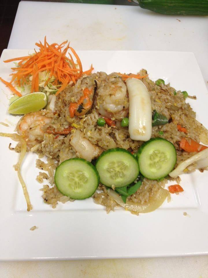 Khun Suda Thai Cuisine | restaurant | 1825 Douglas Blvd, Roseville, CA 95661, USA | 9167822745 OR +1 916-782-2745