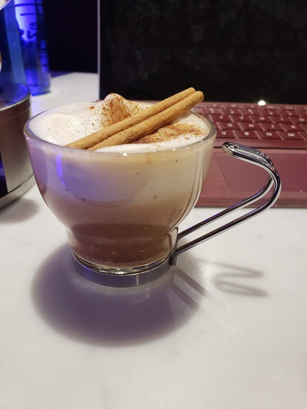 Serengeti Kitchen | restaurant | 22 E 125th St, New York, NY 10035, USA | 2128371057 OR +1 212-837-1057