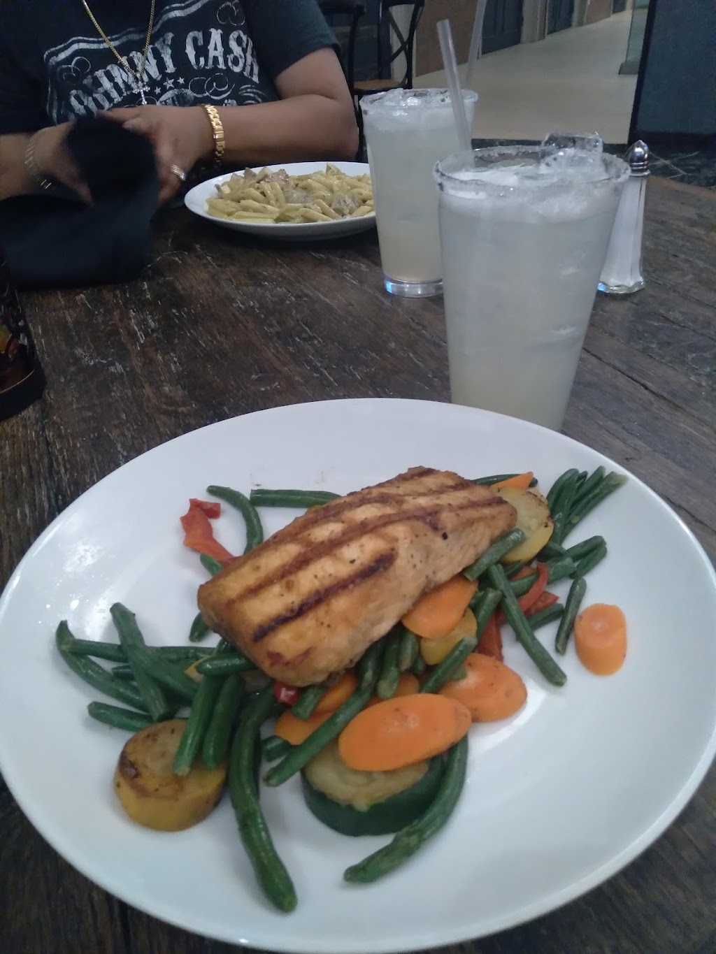 Lounge 201 and Patio | restaurant | 201 Marquette Ave NW, Albuquerque, NM 87102, USA | 5052473344 OR +1 505-247-3344