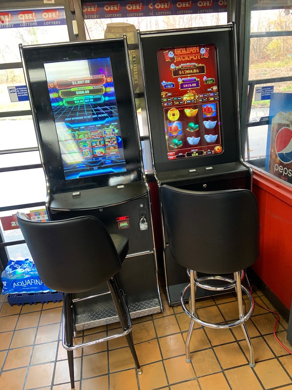 EZ Stop & Drive Thru & NYC Fried Chicken | restaurant | 263 N Main St, Niles, OH 44446, USA | 3303491199 OR +1 330-349-1199