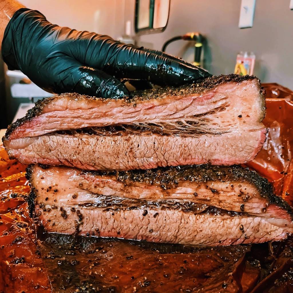 Holy Smoke BBQ & TaquItos | restaurant | 4130 Broadway, San Antonio, TX 78209, USA | 2105502426 OR +1 210-550-2426